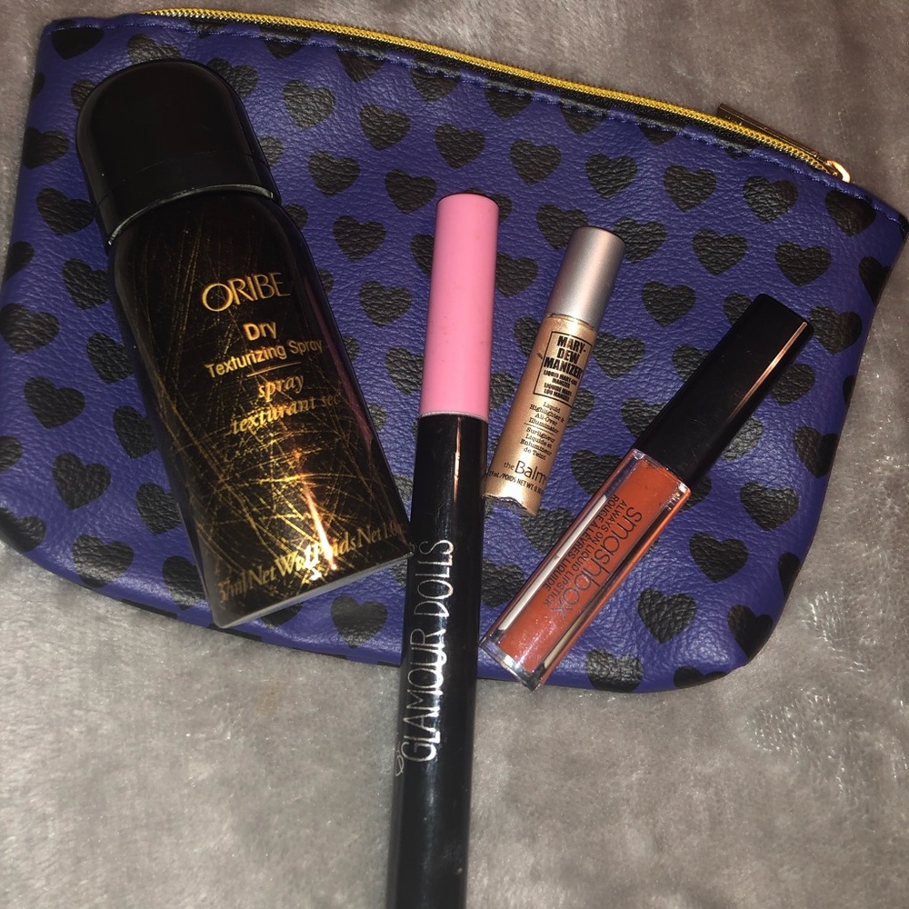 Makeup bundle